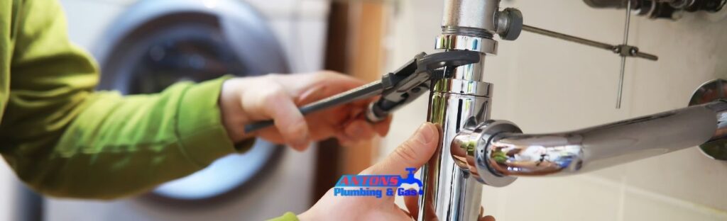 Blocked Pipe Plumber for Cafes and Shops